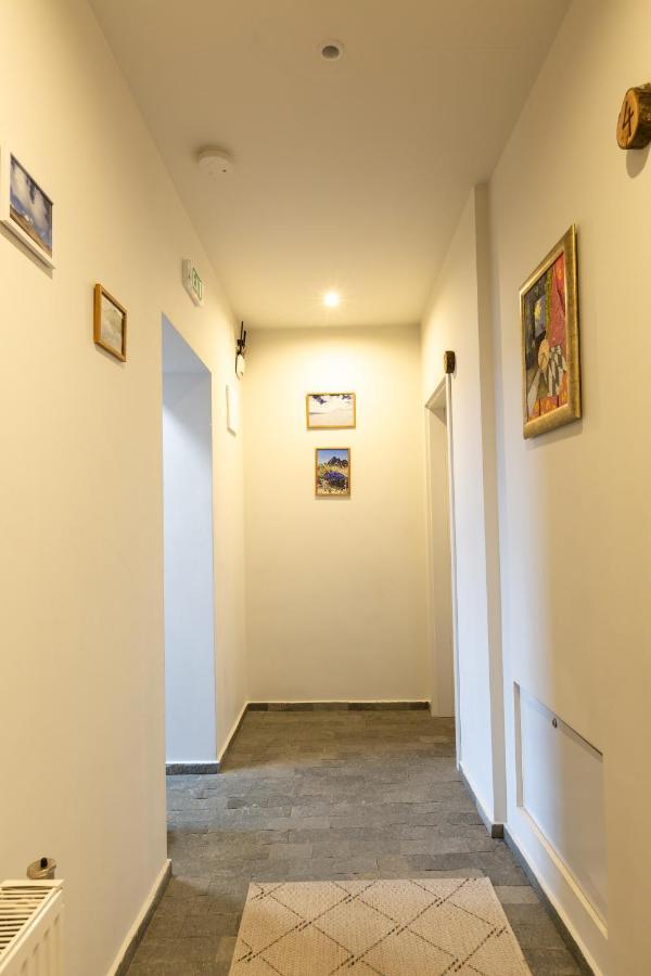 Къщи За Гости Сноуфлейк Snowflake Chalet And Snowflake Lodge Bansko Bagian luar foto