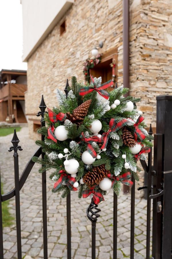 Къщи За Гости Сноуфлейк Snowflake Chalet And Snowflake Lodge Bansko Bagian luar foto