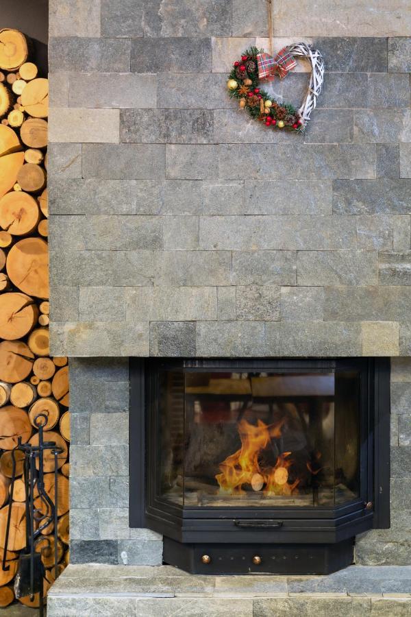 Къщи За Гости Сноуфлейк Snowflake Chalet And Snowflake Lodge Bansko Bagian luar foto